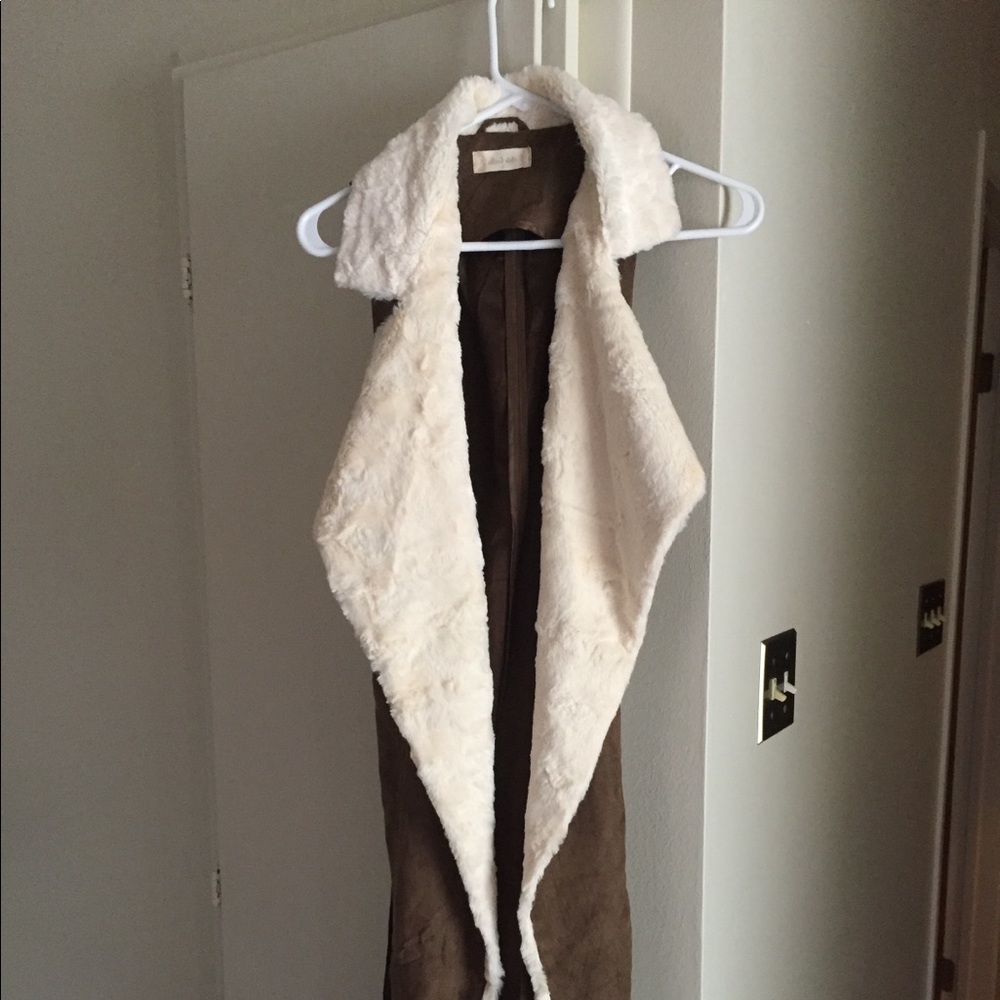 Brown faux fur duster vest w/ belt
